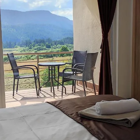 Motel Complex Forest 2*