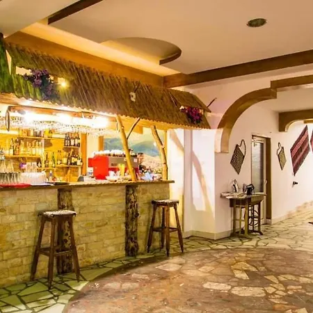 Complex Forest Motel 2*