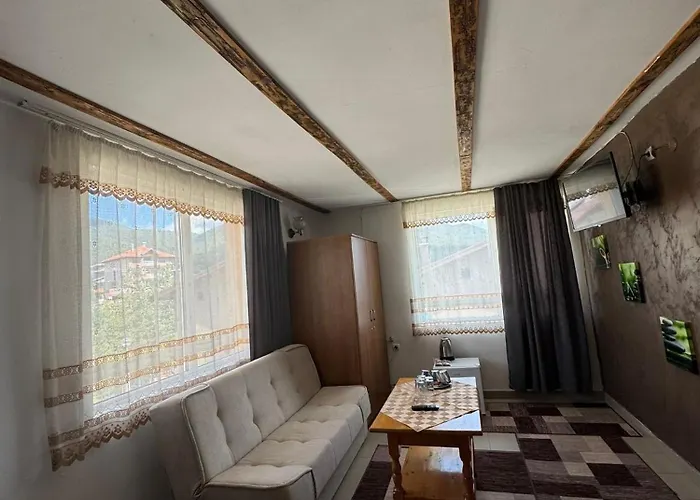 Motel Complex Forest Szarnica